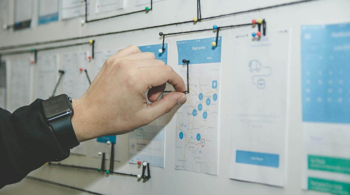 Monday.com vs Asana 2026 Comparison showing team project planning dashboard and agile task management